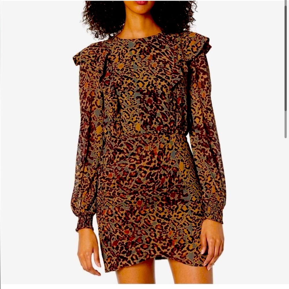 All saints Elodie long sleeve dress size 4. Its a beatiful dress. No flaws